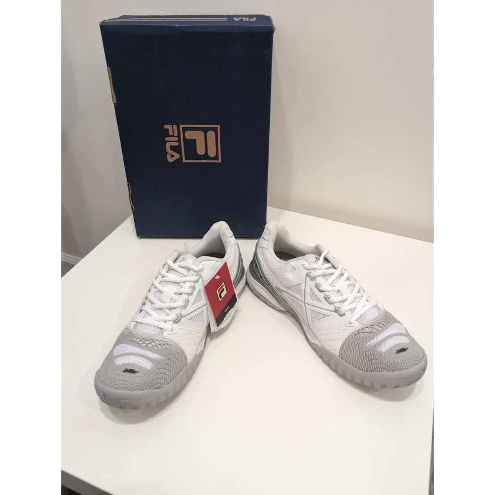 NWB FILA Cage Delirium Women's Tennis Sneakers White/Gray Size 9.5